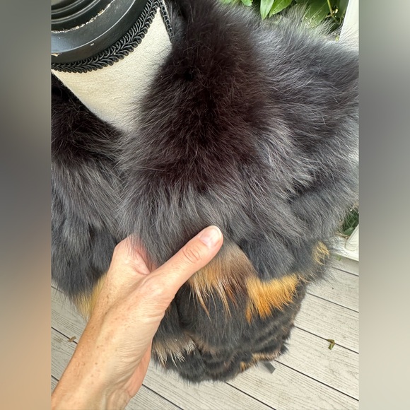 Diane Von Furstenberg fox vest - Picture 8 of 9